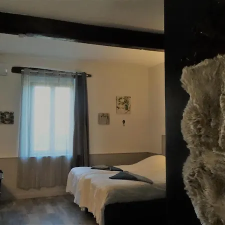 Nocleg ze śniadaniem La Salamandre *